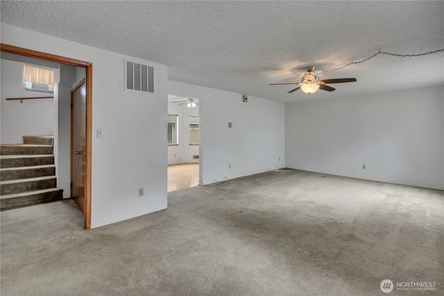 3579 E Howe Street, Tacoma, WA 98404