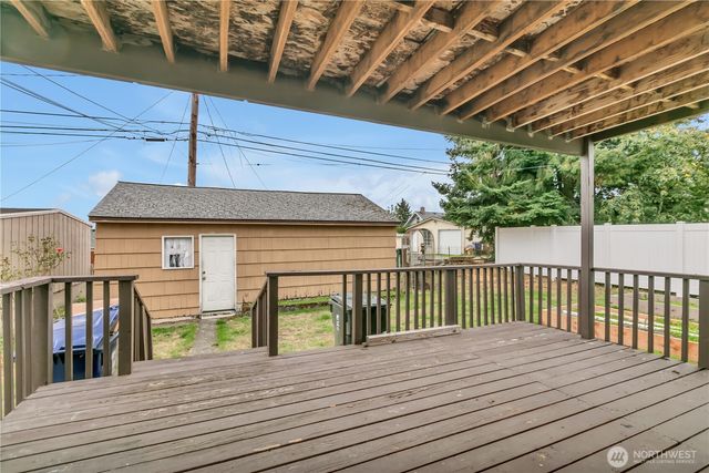 3579 E Howe Street, Tacoma, WA 98404