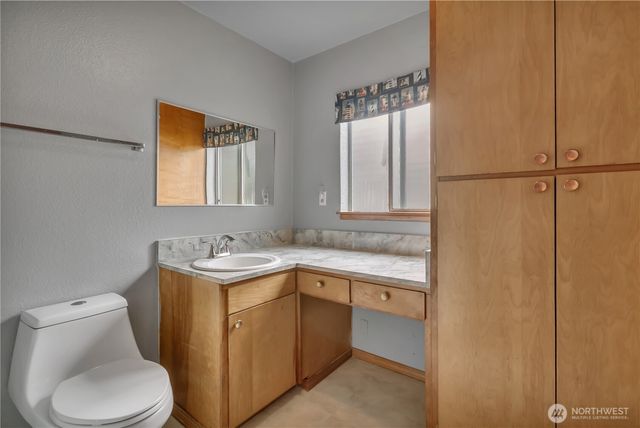 3579 E Howe Street, Tacoma, WA 98404