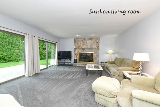 1 Homestead Rd Road, Sagamore Beach, MA 02562