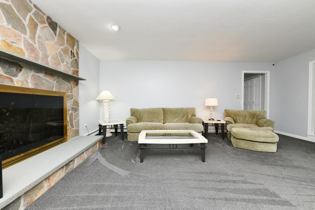 1 Homestead Rd Road, Sagamore Beach, MA 02562