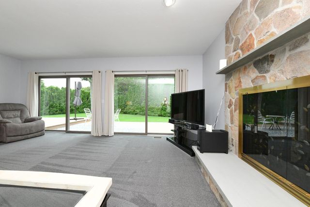 1 Homestead Rd Road, Sagamore Beach, MA 02562