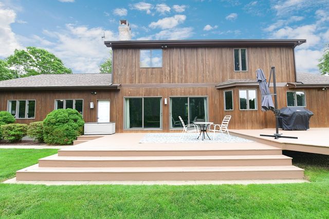 1 Homestead Rd Road, Sagamore Beach, MA 02562