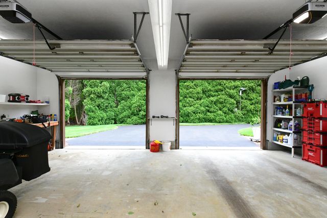 1 Homestead Rd Road, Sagamore Beach, MA 02562