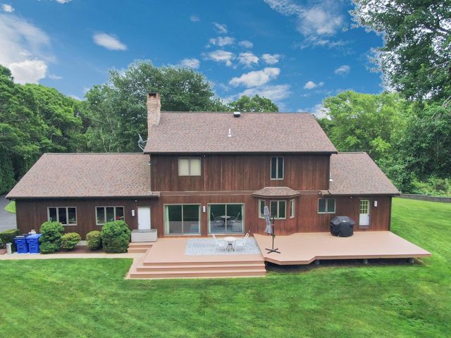 1 Homestead Rd Road, Sagamore Beach, MA 02562