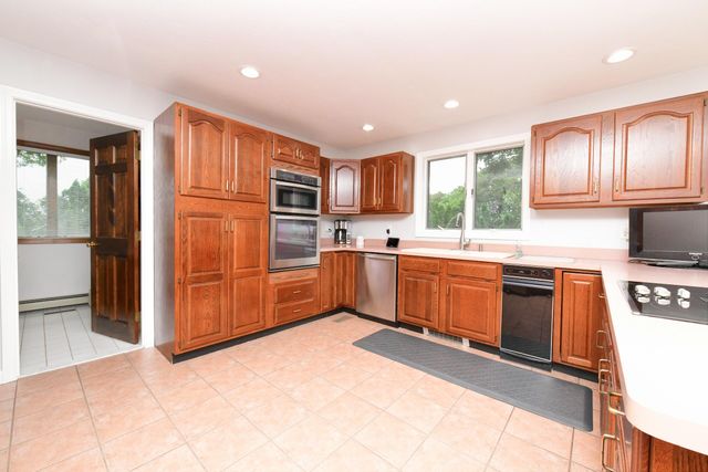 1 Homestead Rd Road, Sagamore Beach, MA 02562