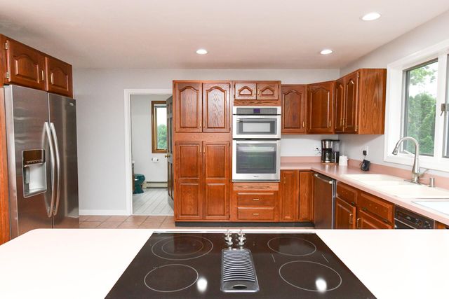 1 Homestead Rd Road, Sagamore Beach, MA 02562