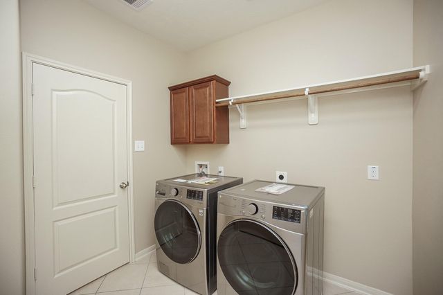 24638 Wild Oak Lake Drive, Katy, TX 77494