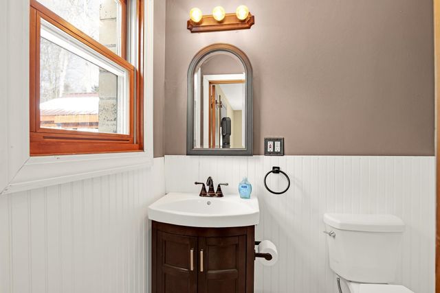 21 Four Rod Road, Rochester, NH 03867