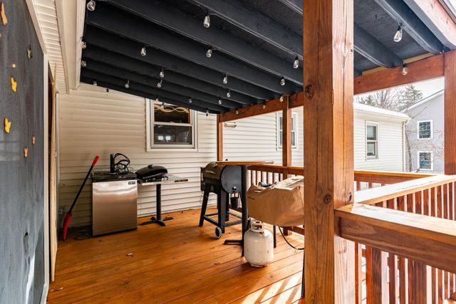 21 Four Rod Road, Rochester, NH 03867