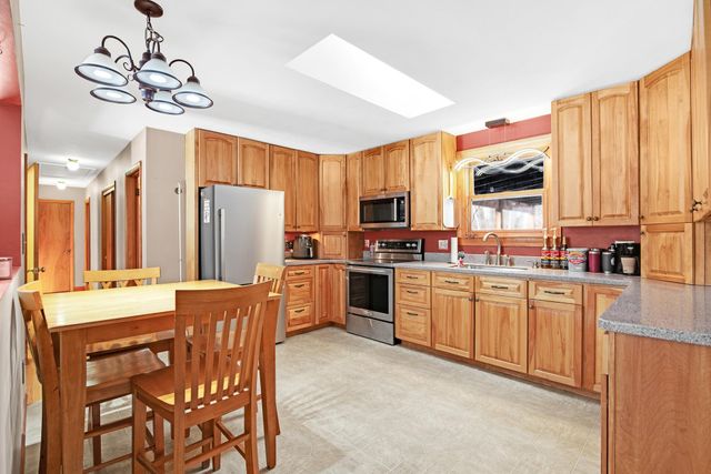 21 Four Rod Road, Rochester, NH 03867