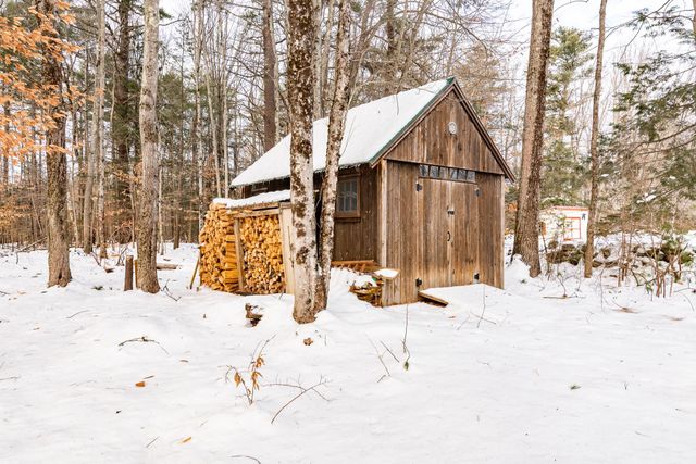 21 Four Rod Road, Rochester, NH 03867