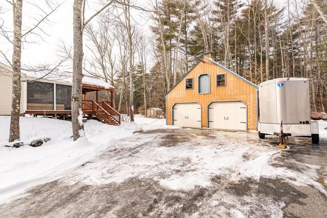 21 Four Rod Road, Rochester, NH 03867