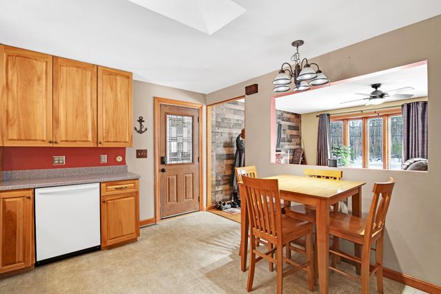 21 Four Rod Road, Rochester, NH 03867