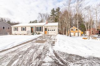 21 Four Rod Road, Rochester, NH 03867
