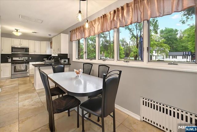 915 Glen Avenue, Twp Of Washington, NJ 07676
