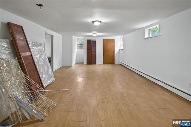 915 Glen Avenue, Twp Of Washington, NJ 07676
