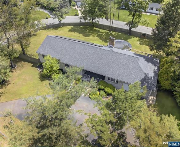 915 Glen Avenue, Twp Of Washington, NJ 07676