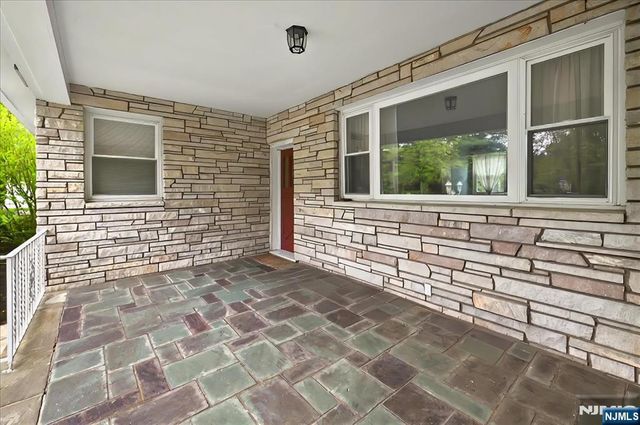 915 Glen Avenue, Twp Of Washington, NJ 07676