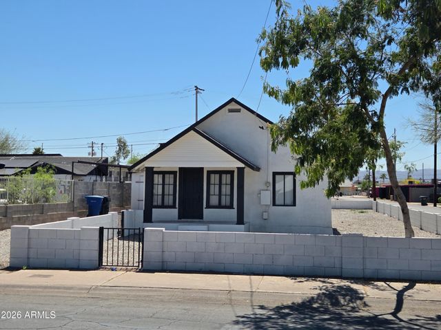 2201 E PORTLAND Street, Phoenix, AZ 85006