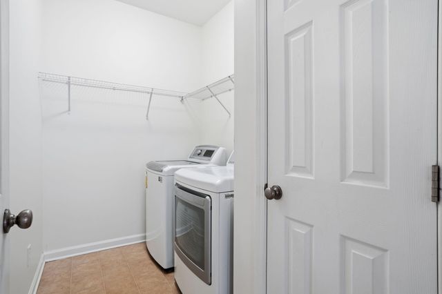 209 Goldfinch Lane, Summerville, SC 29485