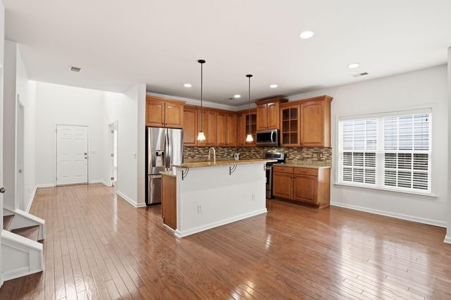 209 Goldfinch Lane, Summerville, SC 29485