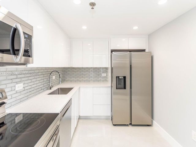 20505 E Country Club Dr 634, Aventura, FL 33180