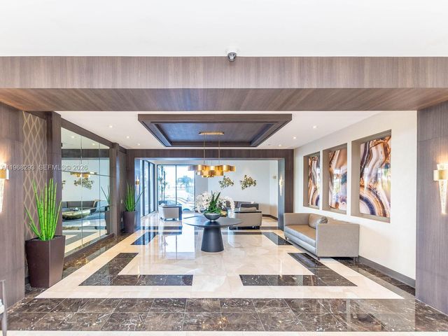 20505 E Country Club Dr 634, Aventura, FL 33180