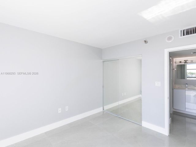 20505 E Country Club Dr 634, Aventura, FL 33180