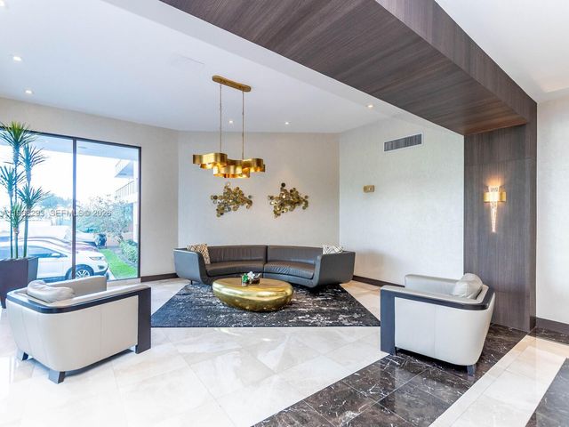 20505 E Country Club Dr 634, Aventura, FL 33180