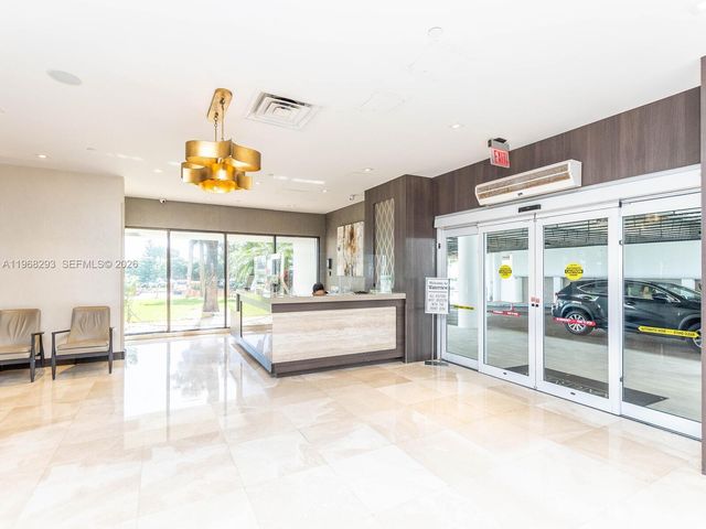 20505 E Country Club Dr 634, Aventura, FL 33180