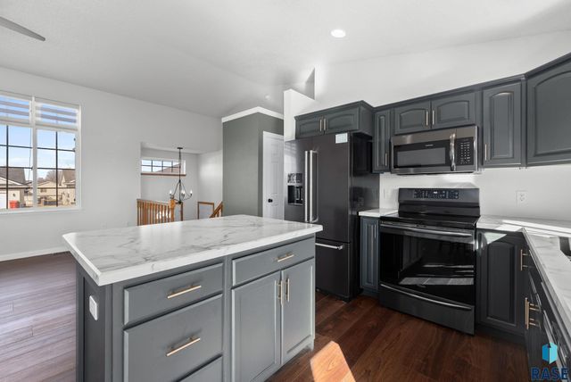 4808 S Dunlap Ave Avenue, Sioux Falls, SD 57106