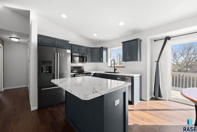 4808 S Dunlap Ave Avenue, Sioux Falls, SD 57106