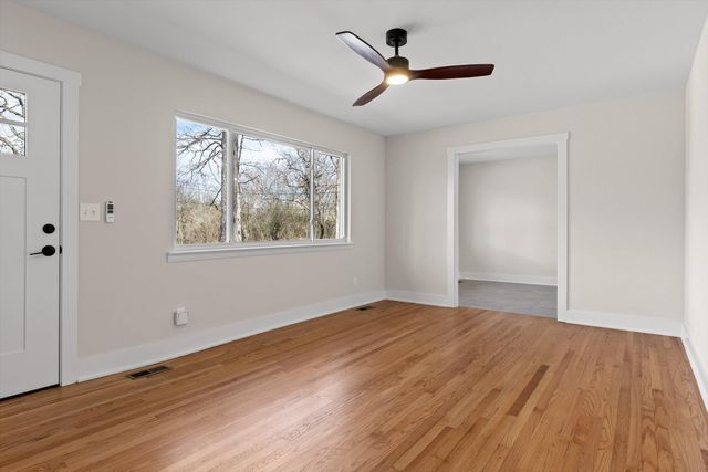 3911 Umbarger Lane, Signal Mountain, TN 37377