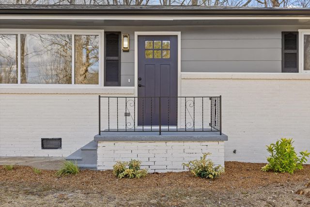 3911 Umbarger Lane, Signal Mountain, TN 37377