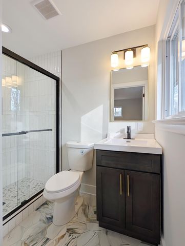 3911 Umbarger Lane, Signal Mountain, TN 37377