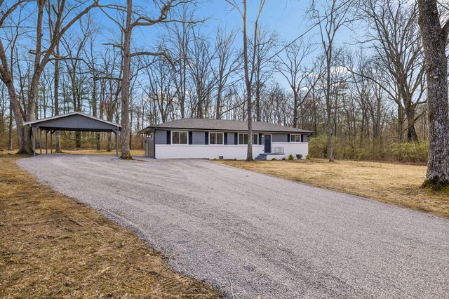 3911 Umbarger Lane, Signal Mountain, TN 37377