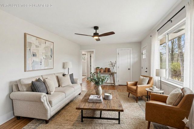 3911 Umbarger Lane, Signal Mountain, TN 37377