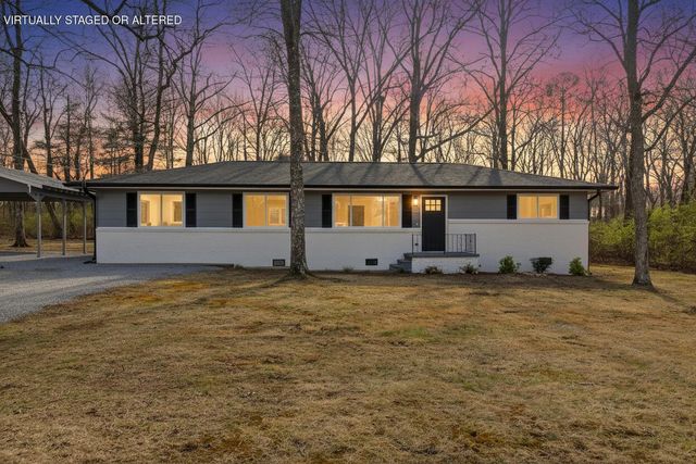 3911 Umbarger Lane, Signal Mountain, TN 37377