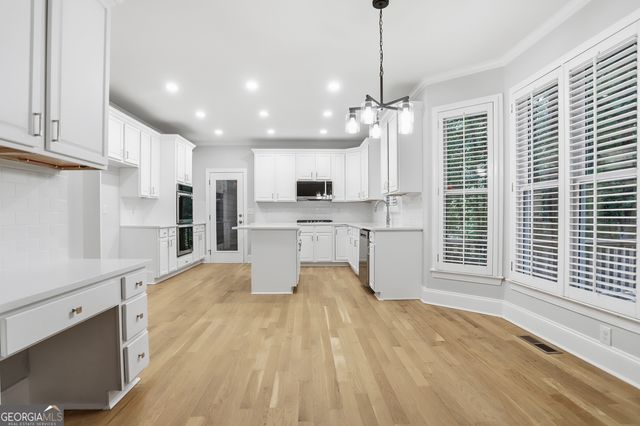 5228 Yellowtail Lane NW, Kennesaw, GA 30152