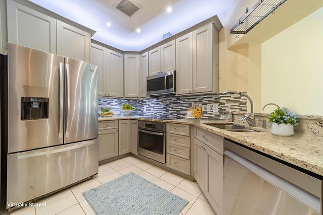 2431 Vista Cove Rd, St Augustine, FL 32084