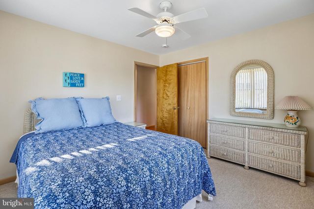 42 W CAPE COD LN, Long Beach Township, NJ 08008