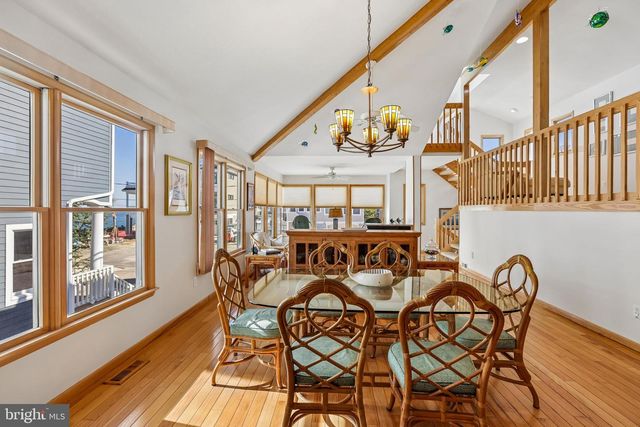 42 W CAPE COD LN, Long Beach Township, NJ 08008