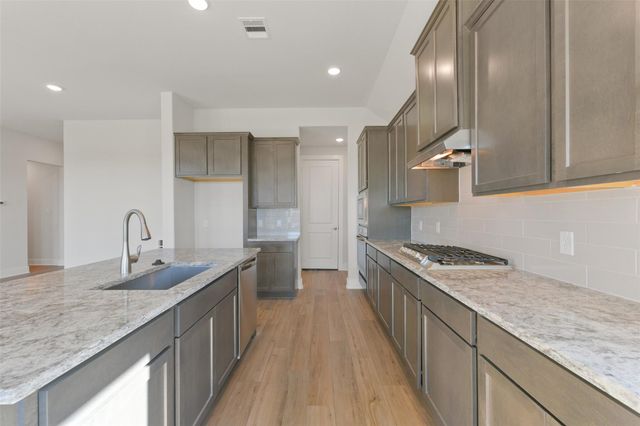 3219 Hidden Mist Drive, Texas City, TX 77568