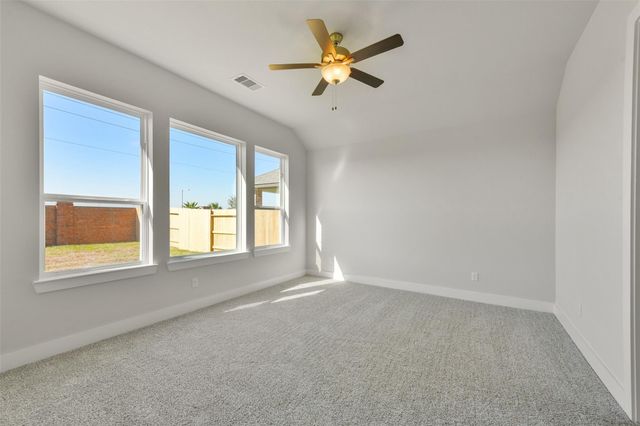 3219 Hidden Mist Drive, Texas City, TX 77568