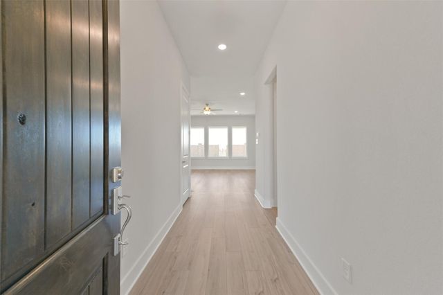 3219 Hidden Mist Drive, Texas City, TX 77568