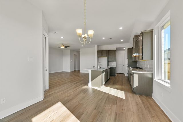 3219 Hidden Mist Drive, Texas City, TX 77568