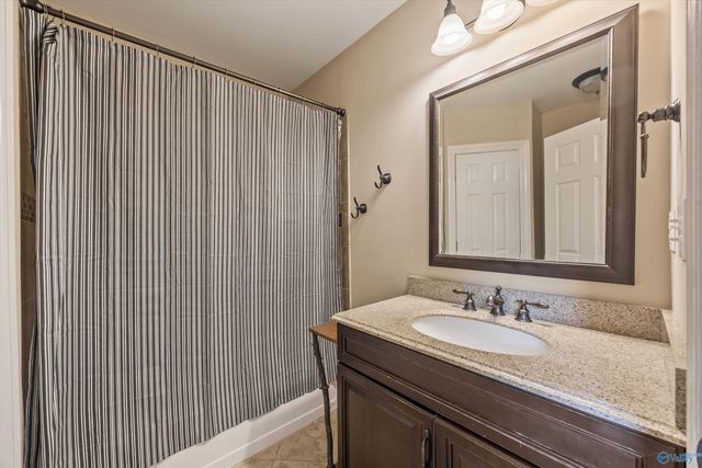124 Pearle Cove Drive, Huntsville, AL 35806