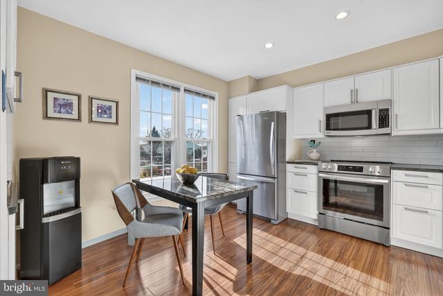 7 S FLOYD ST, Alexandria, VA 22304