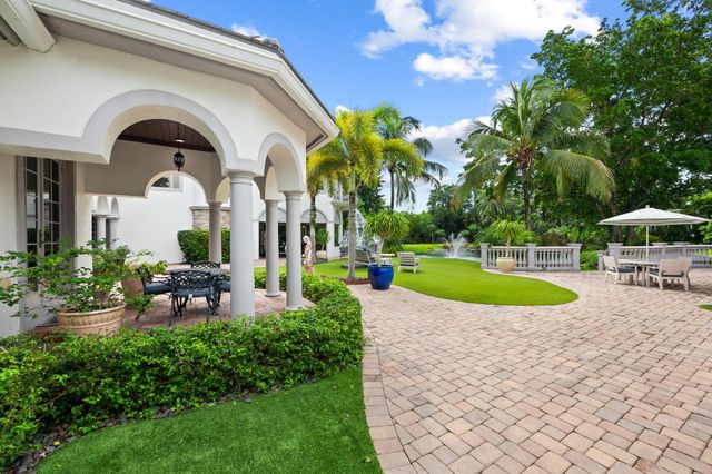 8950 NW 70th Court, Parkland, FL 33067